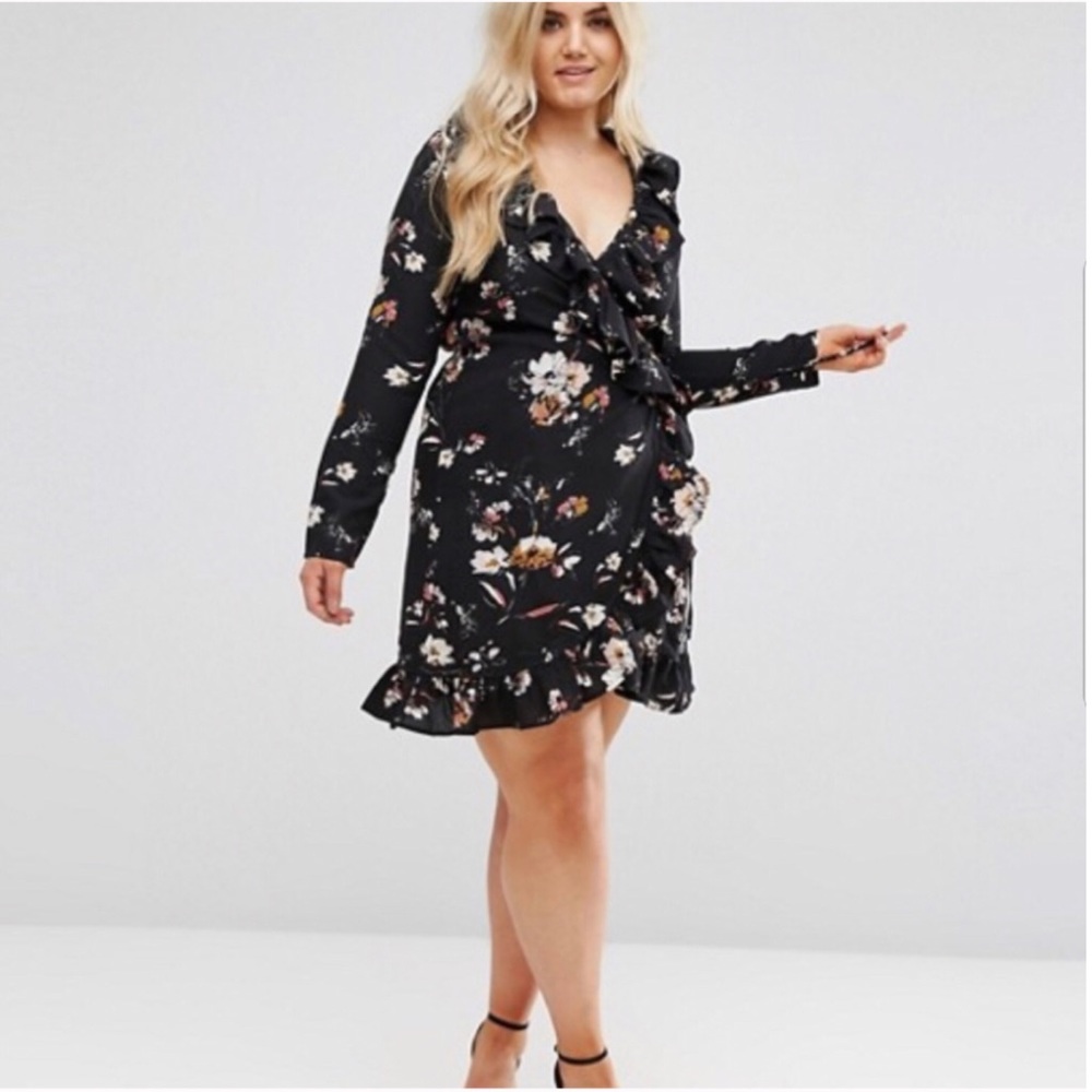 Boohoo Floral Wrap Dress size 14